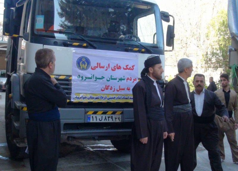 ارسال کمک های مردم جوانرود به سیل زدگان