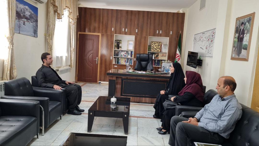 دیدار سرپرست کانون پرورش فکری کودکان و نوجوانان استان کرمانشاه با فرماندار جوانرود