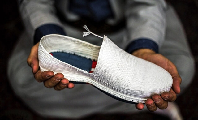 تعاونیهای صنایع دستی در کرمانشاه افزایش مییابد تعاونیهای صنایع دستی در کرمانشاه افزایش مییابد