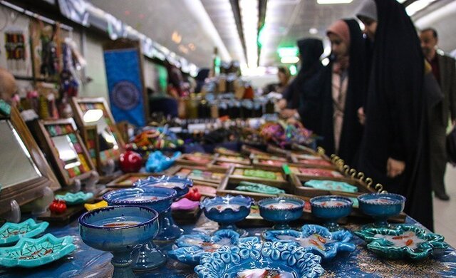 بازارچه‌های صنایع دستی در ورودی همه شهرهای کرمانشاه احداث می‌شود