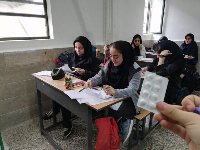 آغاز طرح مکملیاری با قرصهای آهن و ویتامینD در مدارس کرمانشاه آغاز طرح مکملیاری با قرصهای آهن و ویتامینD در مدارس کرمانشاه
