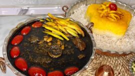 خورش تره کردی، رقیب سرسخت قرمه سبزی خورش تره کردی، رقیب سرسخت قرمه سبزی