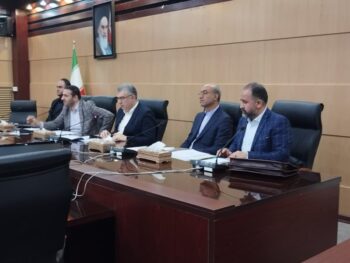 پیگیری استاندار کرمانشاه در سازمان توسعه تجارت ایران برای رونق معیشت مرزنشینان/ گشایش اقتصادی برای ۱۷۰ هزار مرزنشین کرمانشاه